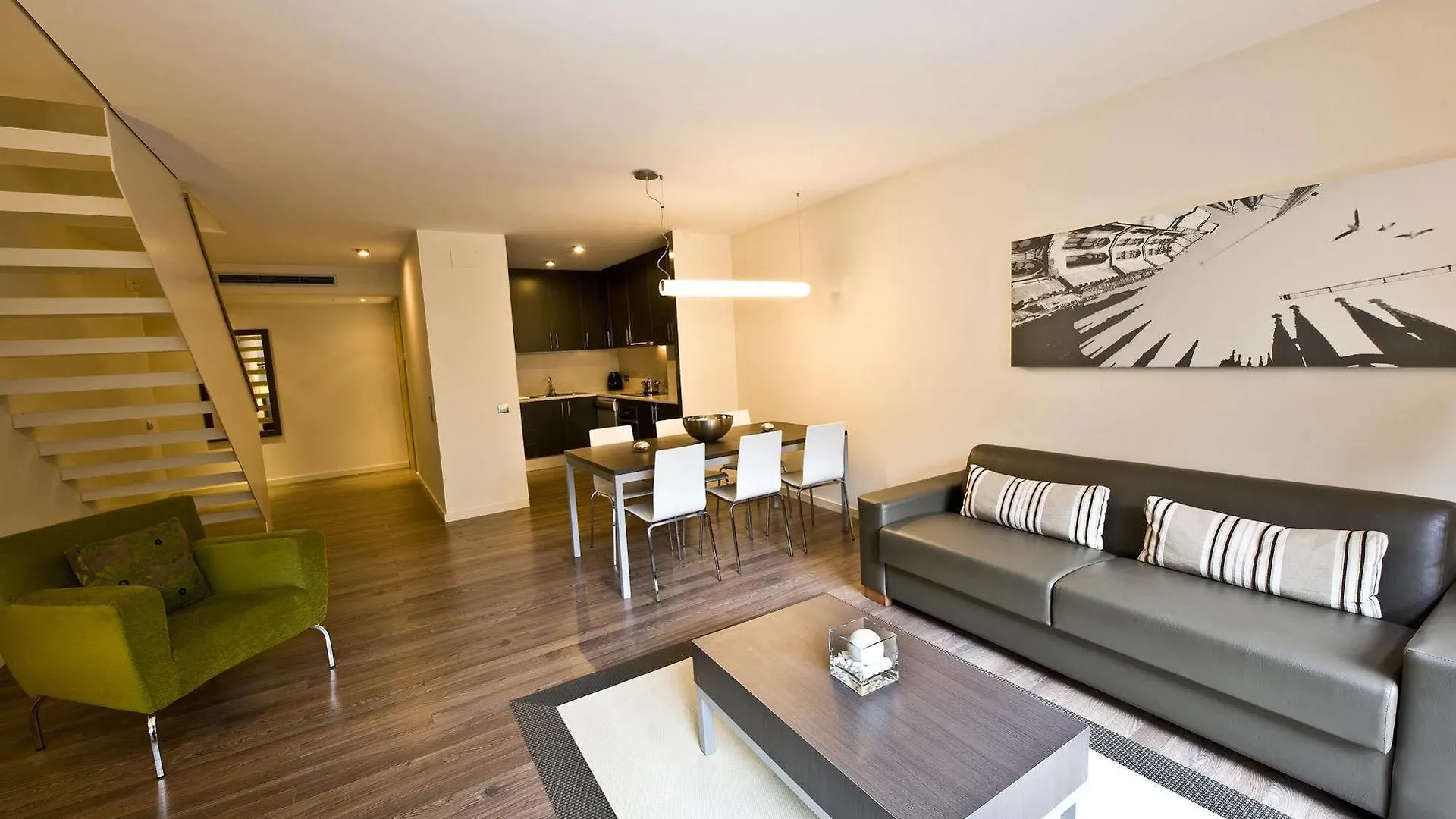 Casp 74 Apartments Barcelona 0*,  Espanha